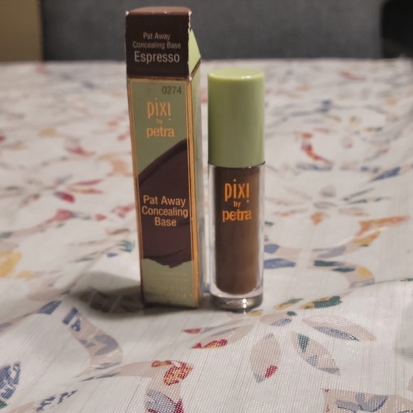 Pixi by Petra Pat away  concealing Base in Espresso - Picture 2 of 7